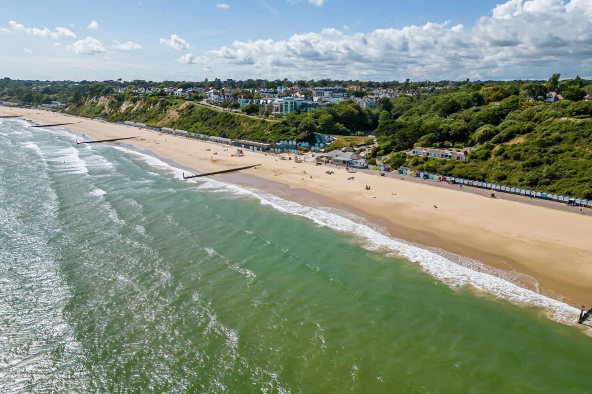 Middle Chine Villa Bournemouth Exterior foto